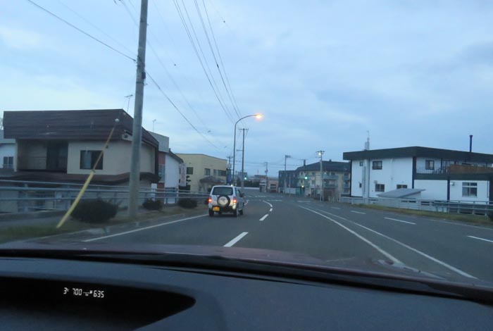 webnews今朝の北見/無加川橋を渡り南大通り交差点方向