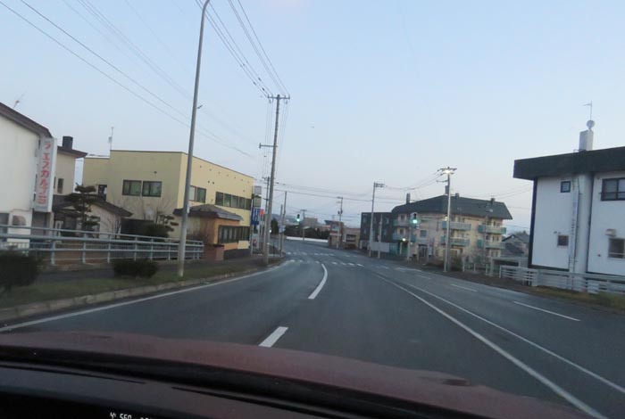webnews今朝の北見/無加川橋を渡り南大通り交差点方向