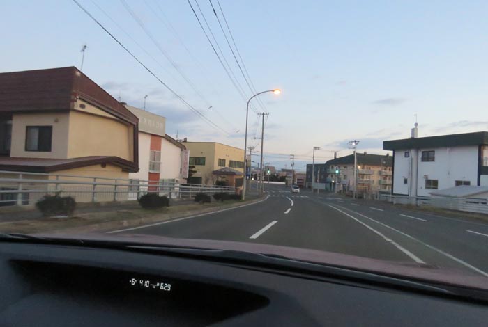 webnews今朝の北見/無加川橋を渡り南大通り交差点方向