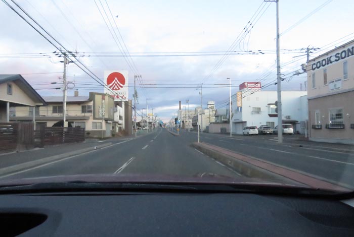 webnews今朝の北見/とん田通り、南大通り交差点から国道39号方向
