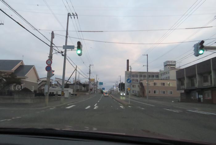 webnews今朝の北見/とん田通り、南大通り交差点から国道39号方向