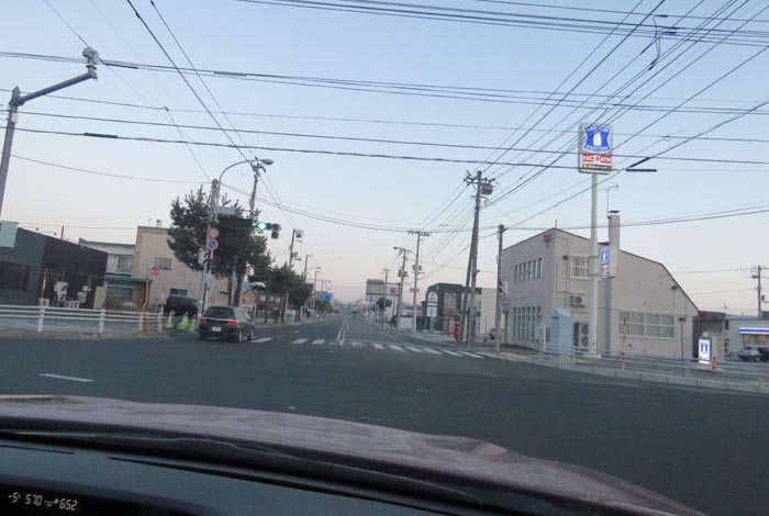 webnews今朝の北見/交差点から奥は常呂方面