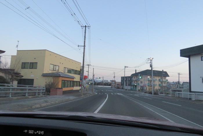 webnews今朝の北見/無加川橋を渡り南大通り交差点方向