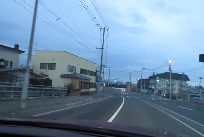 webnews今朝の北見/無加川橋を渡り南大通り交差点方向