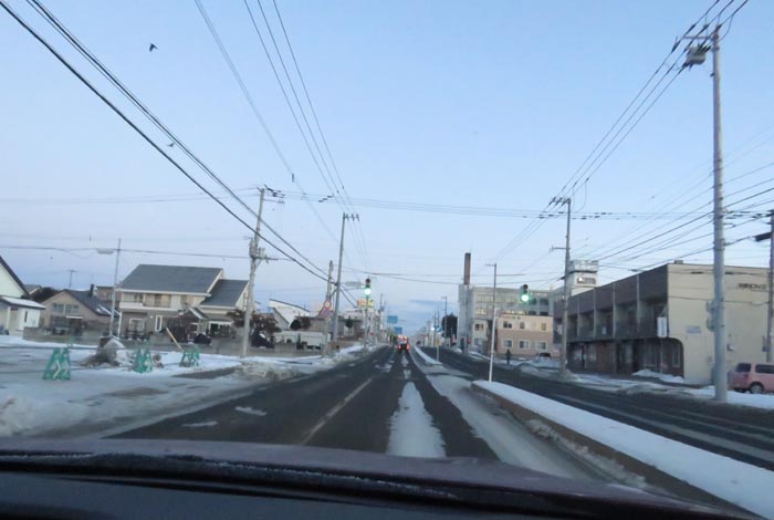 webnews今朝の北見/とん田通り、南大通り交差点から国道39号方向