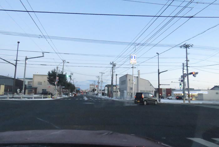 webnews今朝の北見/交差点から奥は常呂方面