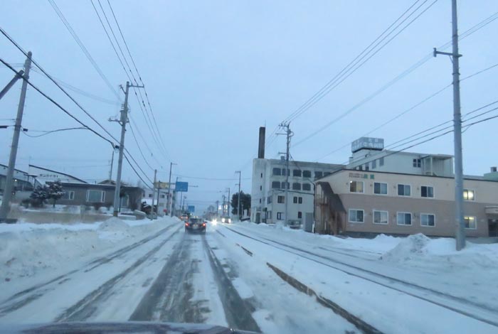 webnews今朝の北見/とん田通り、南大通り交差点から国道39号方向