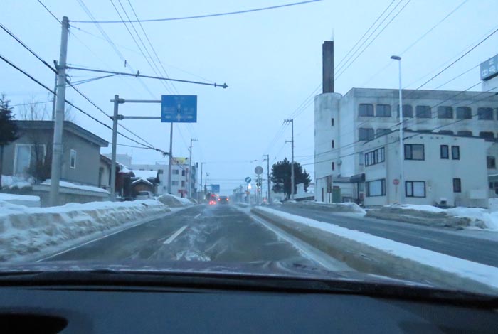 webnews今朝の北見/とん田通り、南大通り交差点から国道39号方向