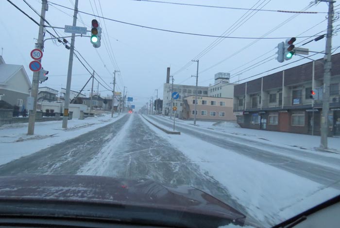 webnews今朝の北見/とん田通り、南大通り交差点から国道39号方向