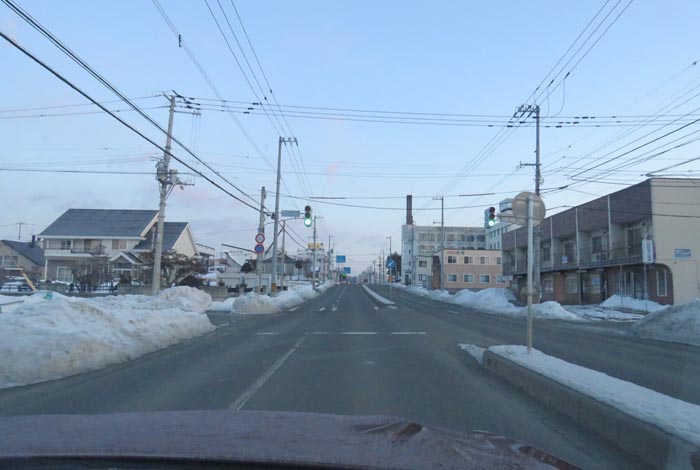 webnews今朝の北見/とん田通り、南大通り交差点から国道39号方向