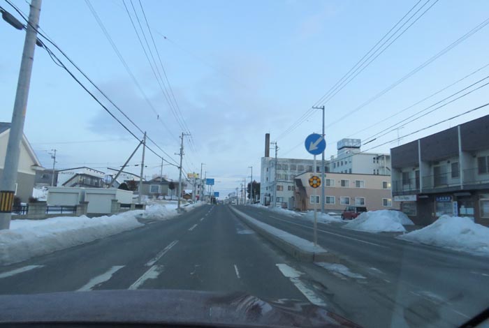 webnews今朝の北見/とん田通り、南大通り交差点から国道39号方向