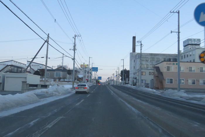 webnews今朝の北見/とん田通り、南大通り交差点から国道39号方向