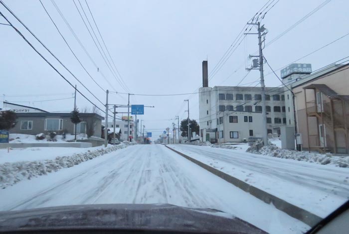 webnews今朝の北見/とん田通り、南大通り交差点から国道39号方向