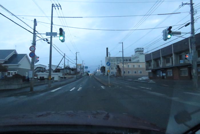 webnews今朝の北見/とん田通り、南大通り交差点から国道39号方向