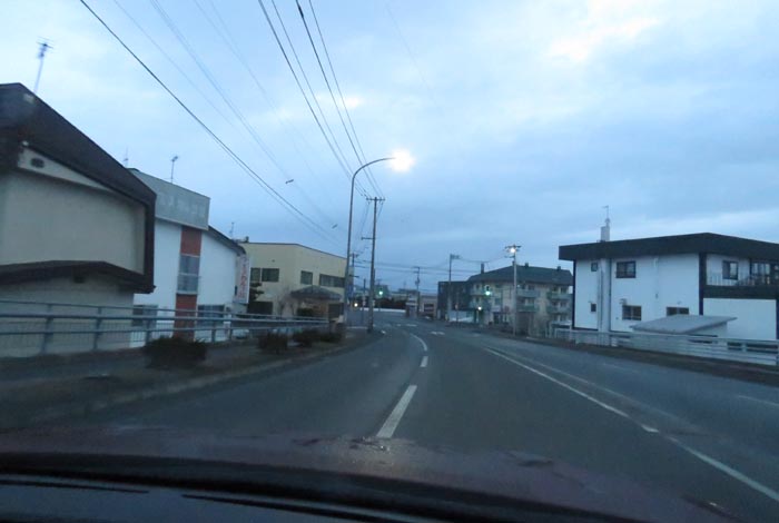 webnews今朝の北見/無加川橋を渡り南大通り交差点方向