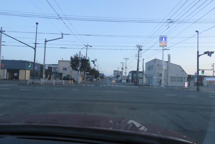 webnews今朝の北見/交差点から奥は常呂方面