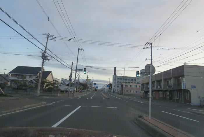 webnews今朝の北見/とん田通り、南大通り交差点から国道39号方向