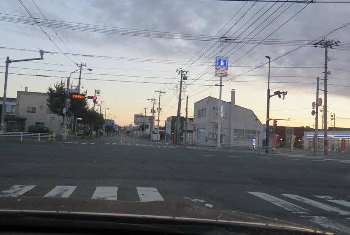 webnews今朝の北見/交差点から奥は常呂方面