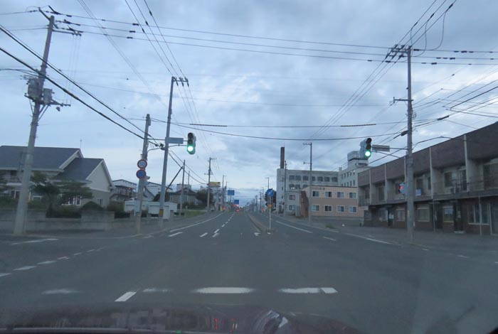 webnews今朝の北見/とん田通り、南大通り交差点から国道39号方向