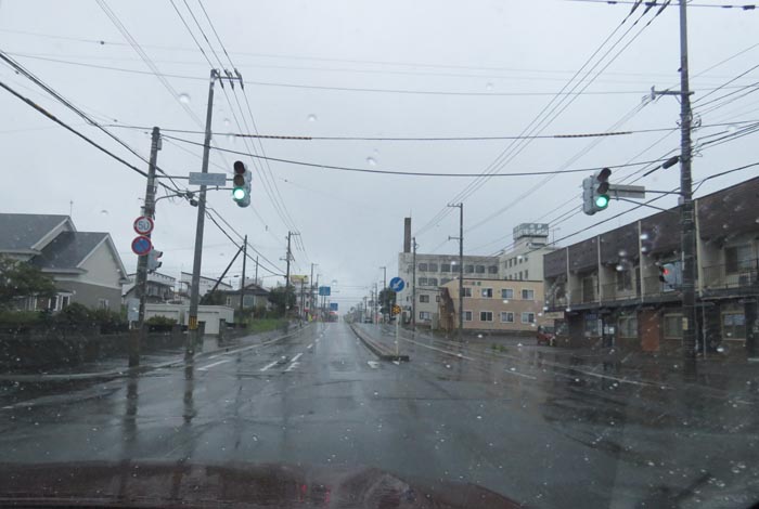 webnews今朝の北見/とん田通り、南大通り交差点から国道39号方向