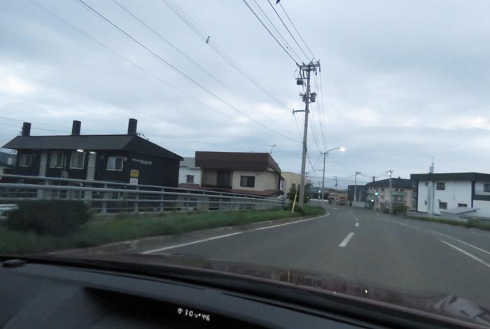 webnews今朝の北見/無加川橋を渡り南大通り交差点方向