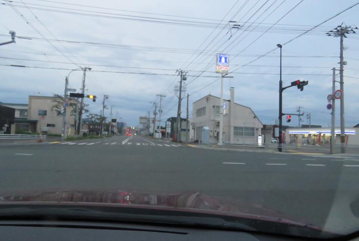 webnews今朝の北見/交差点から奥は常呂方面