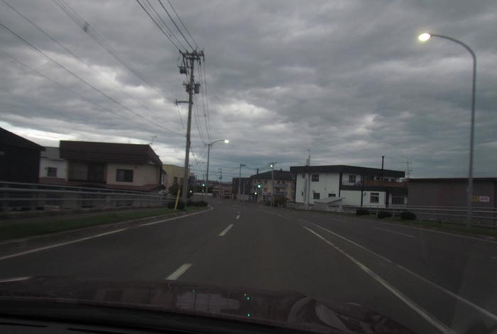 webnews今朝の北見/無加川橋を渡り南大通り交差点方向