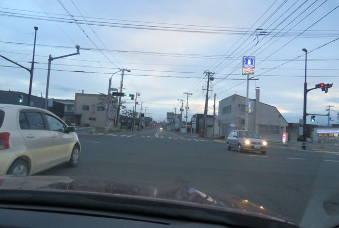 webnews今朝の北見/交差点から奥は常呂方面