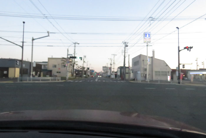 webnews今朝の北見/交差点から奥は常呂方面