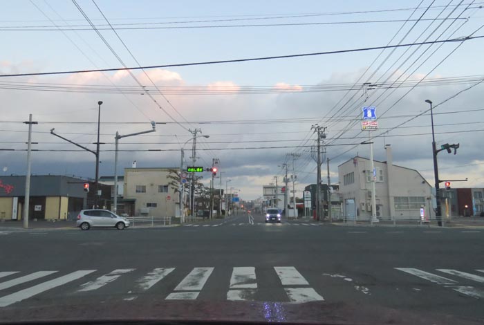 webnews今朝の北見/交差点から奥は常呂方面