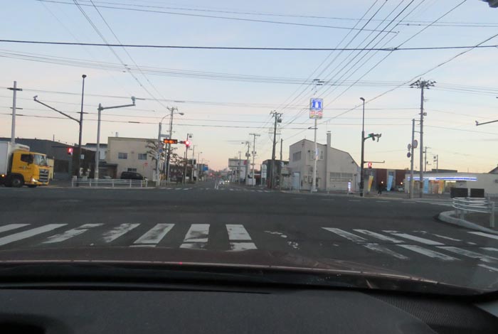 webnews今朝の北見/交差点から奥は常呂方面