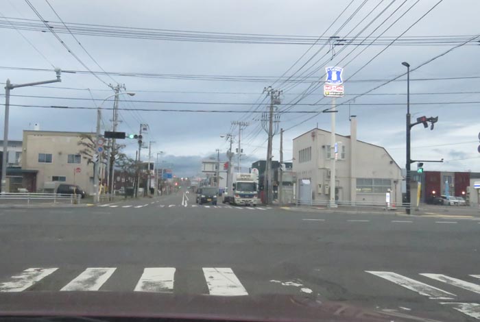 webnews今朝の北見/交差点から奥は常呂方面