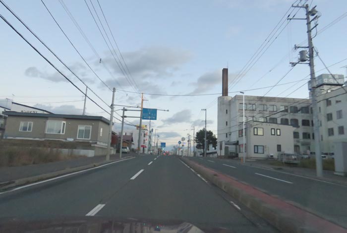 webnews今朝の北見/とん田通り、南大通り交差点から国道39号方向