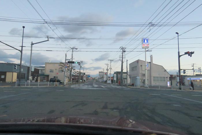 webnews今朝の北見/交差点から奥は常呂方面