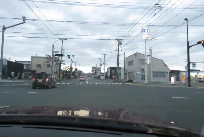 webnews今朝の北見/交差点から奥は常呂方面