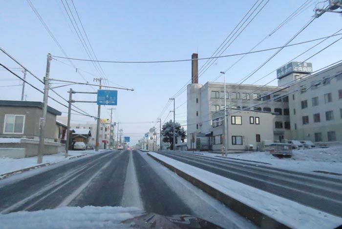 webnews今朝の北見/とん田通り、南大通り交差点から国道39号方向