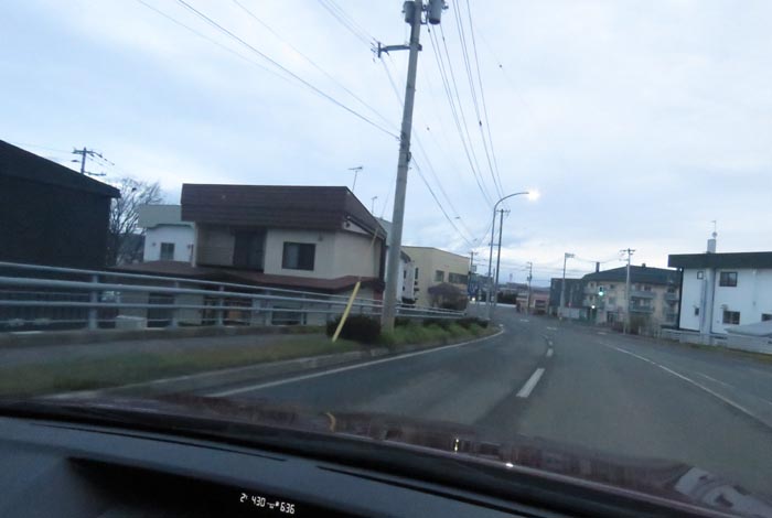 webnews今朝の北見/無加川橋を渡り南大通り交差点方向