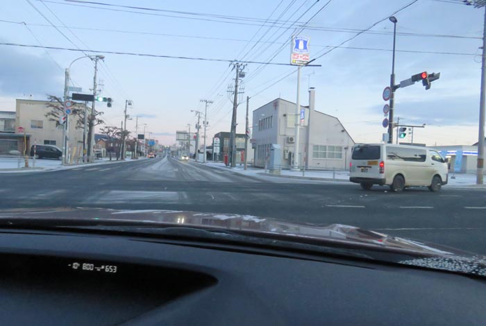 webnews今朝の北見/交差点から奥は常呂方面
