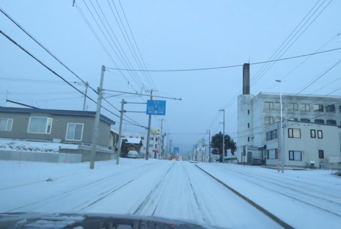 webnews今朝の北見/とん田通り、南大通り交差点から国道39号方向