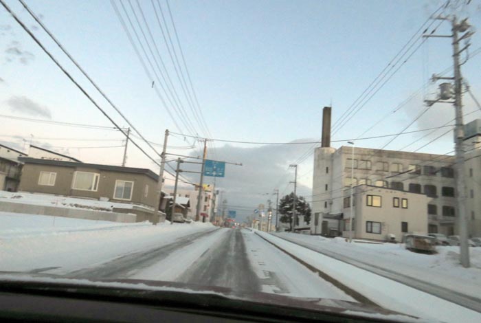 webnews今朝の北見/とん田通り、南大通り交差点から国道39号方向