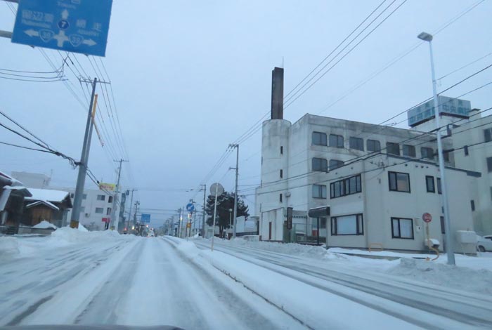 webnews今朝の北見/とん田通り、南大通り交差点から国道39号方向