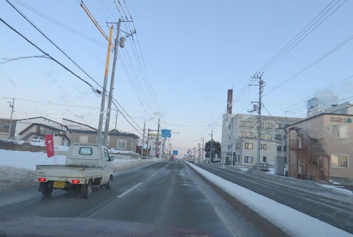 webnews今朝の北見/とん田通り、南大通り交差点から国道39号方向