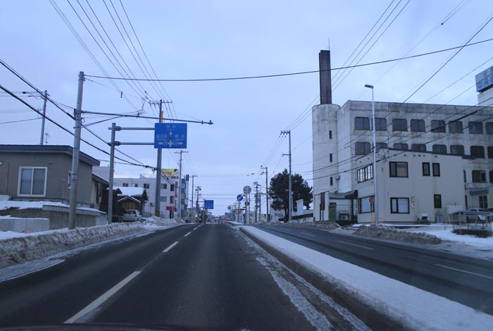 webnews今朝の北見/とん田通り、南大通り交差点から国道39号方向