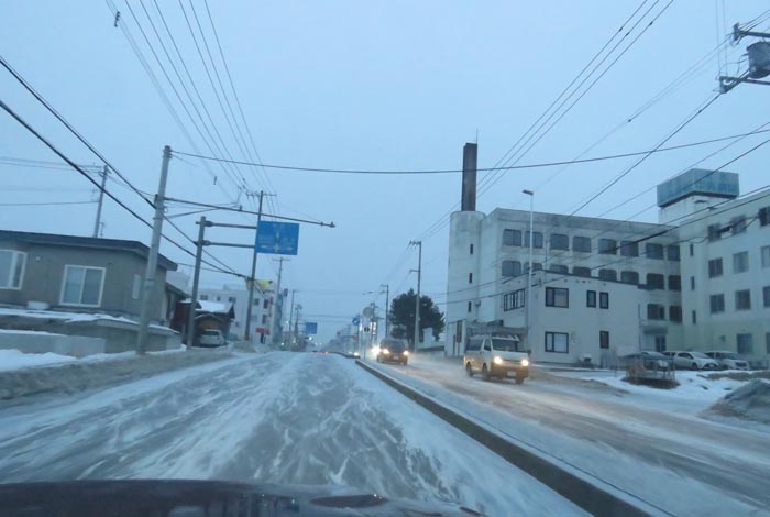 webnews今朝の北見/とん田通り、南大通り交差点から国道39号方向