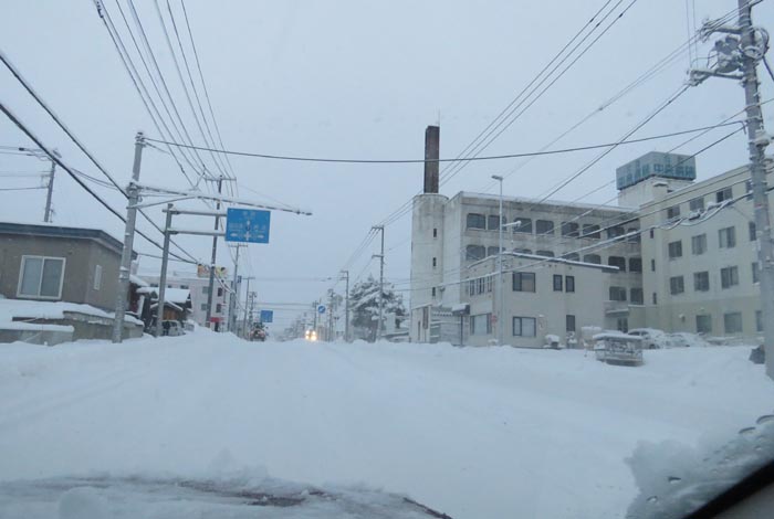 webnews今朝の北見/とん田通り、南大通り交差点から国道39号方向