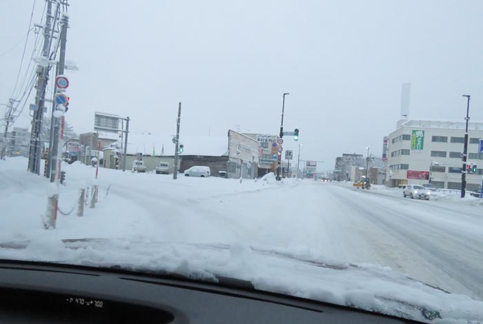 webnews今朝の北見/交差点から北4条通り側のパレスビル方向