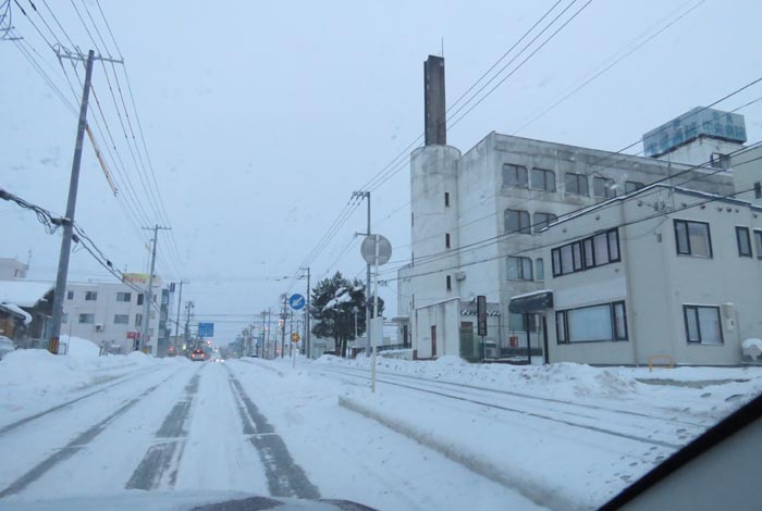 webnews今朝の北見/とん田通り、南大通り交差点から国道39号方向