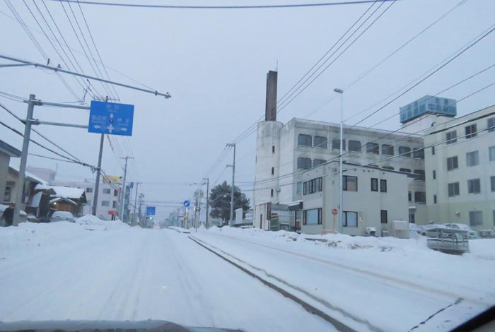 webnews今朝の北見/とん田通り、南大通り交差点から国道39号方向