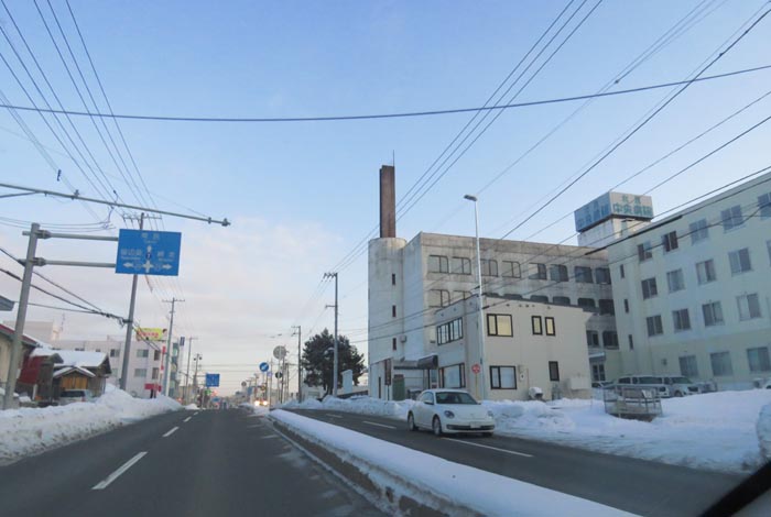 webnews今朝の北見/とん田通り、南大通り交差点から国道39号方向