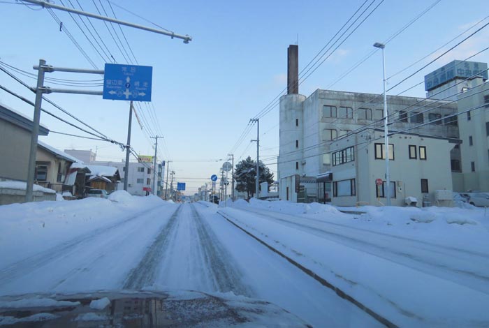 webnews今朝の北見/とん田通り、南大通り交差点から国道39号方向
